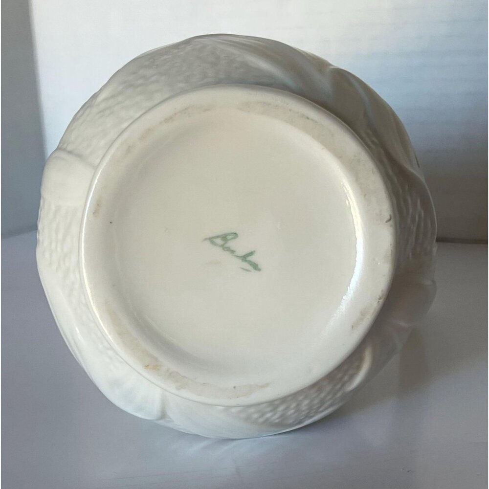 Vintage Bombay Company White Ceramic Pitcher Embossed Tulip Relief - Picture 3 of 6